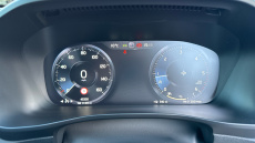 Volvo Xc40 2.0 D3 R DESIGN Pro 5dr Diesel Estate